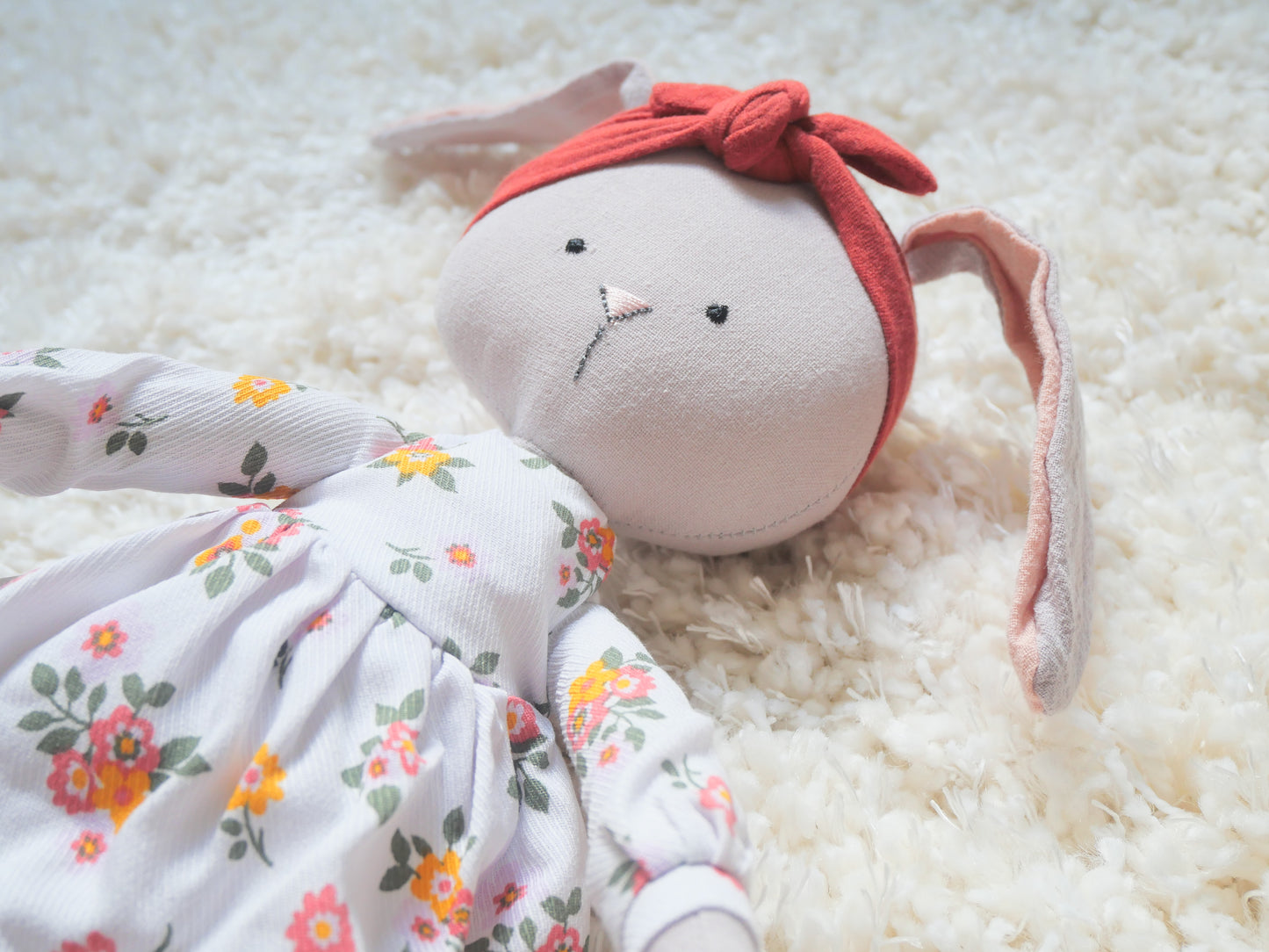 Peluche Lucy le lapin